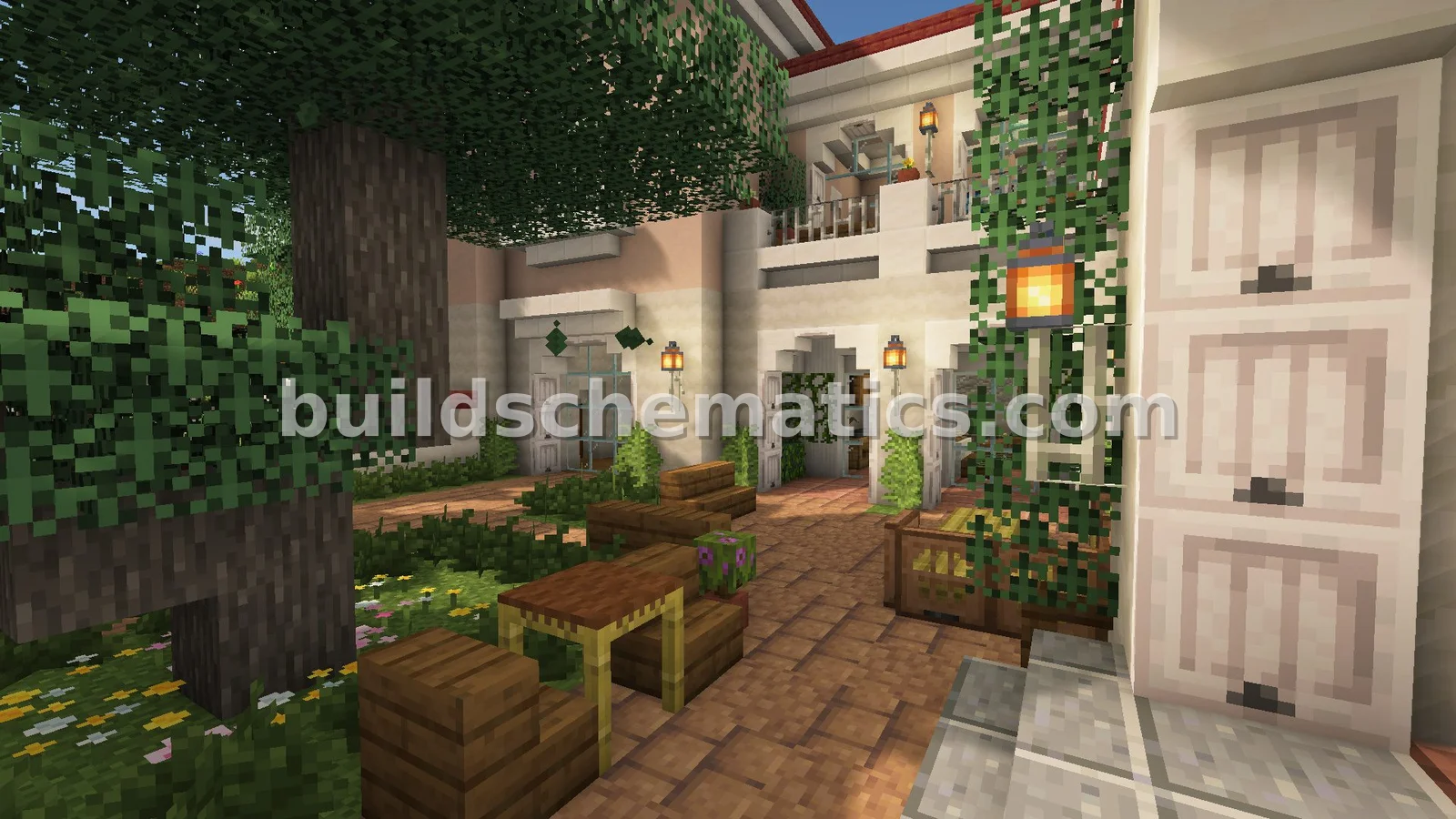 Luxury Villa with Courtyard and Pool — view 3